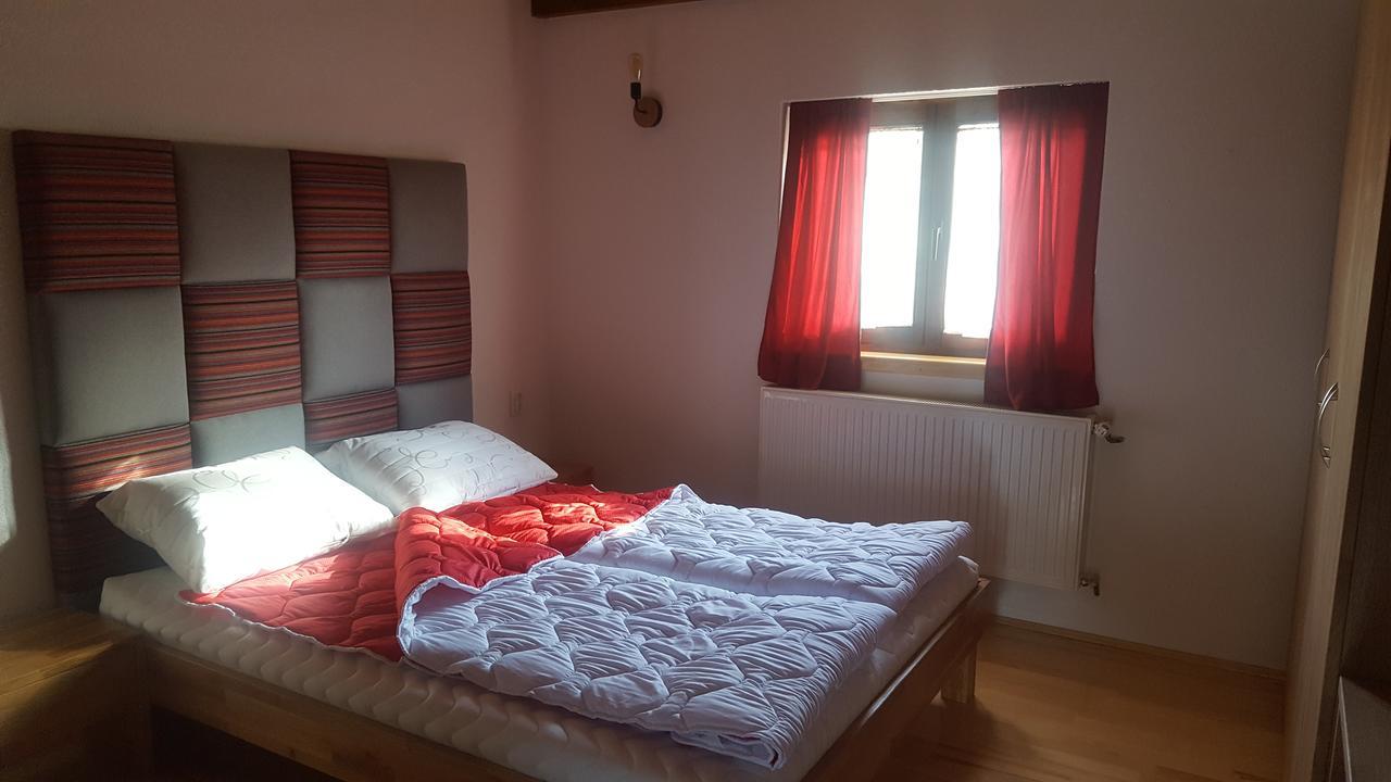 Konoba Ognjiste Bed & Breakfast Sokolac  Eksteriør bilde