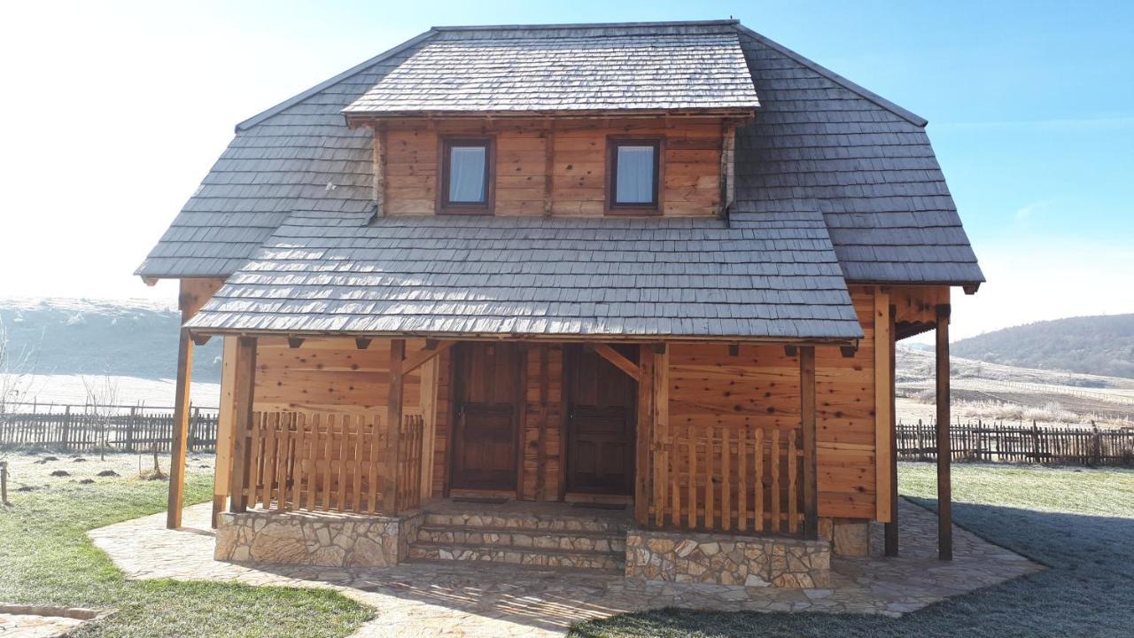 Konoba Ognjiste Bed & Breakfast Sokolac  Eksteriør bilde