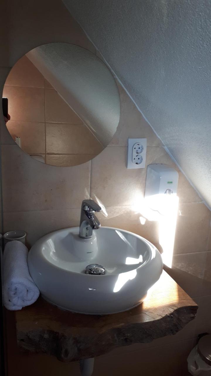 Konoba Ognjiste Bed & Breakfast Sokolac  Eksteriør bilde