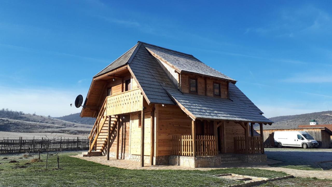Konoba Ognjiste Bed & Breakfast Sokolac  Eksteriør bilde