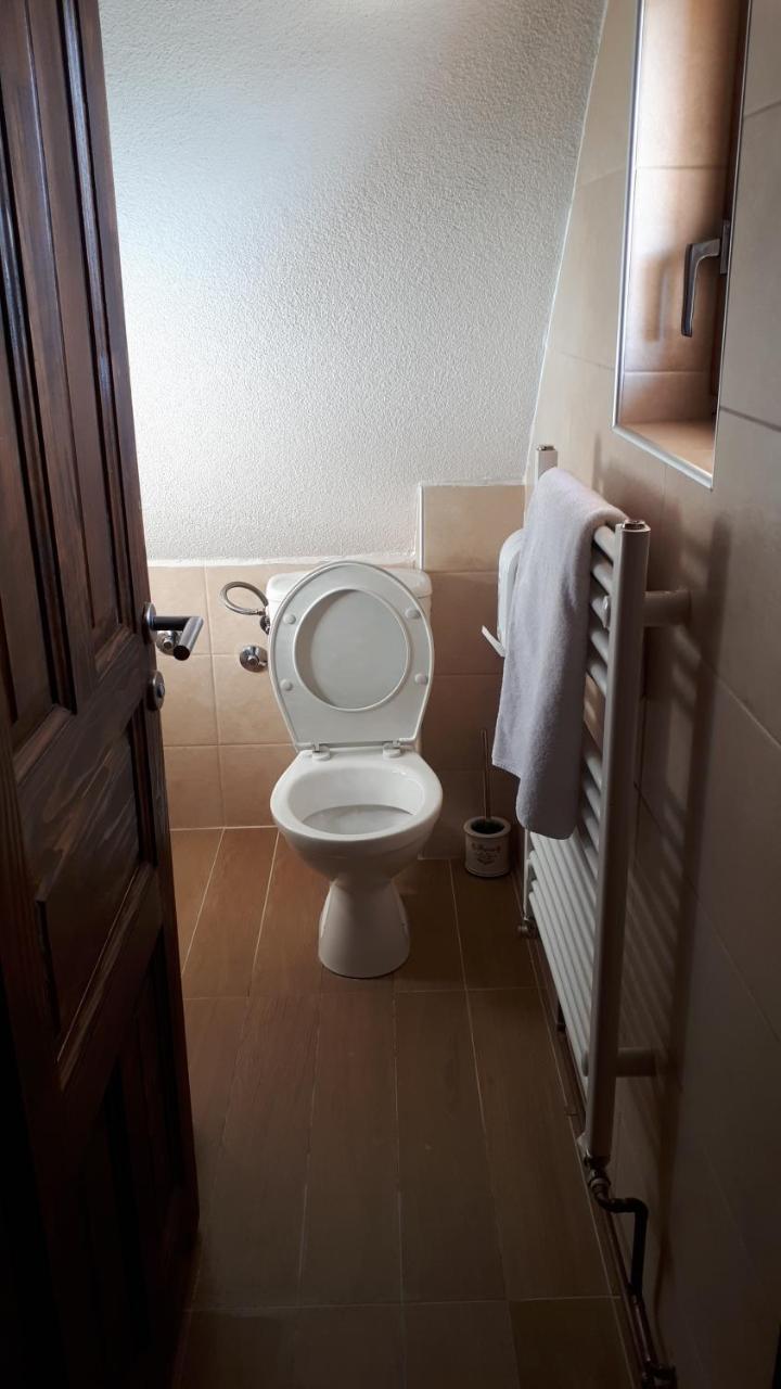 Konoba Ognjiste Bed & Breakfast Sokolac  Eksteriør bilde