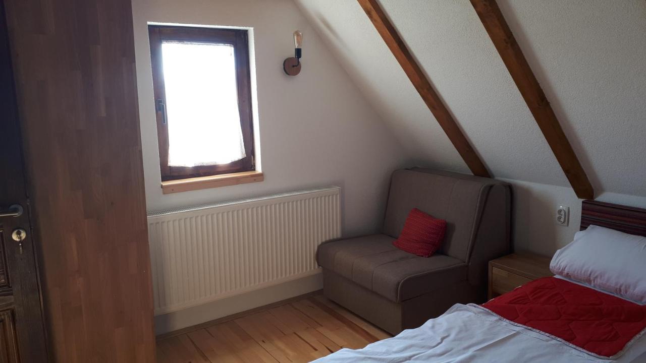 Konoba Ognjiste Bed & Breakfast Sokolac  Eksteriør bilde