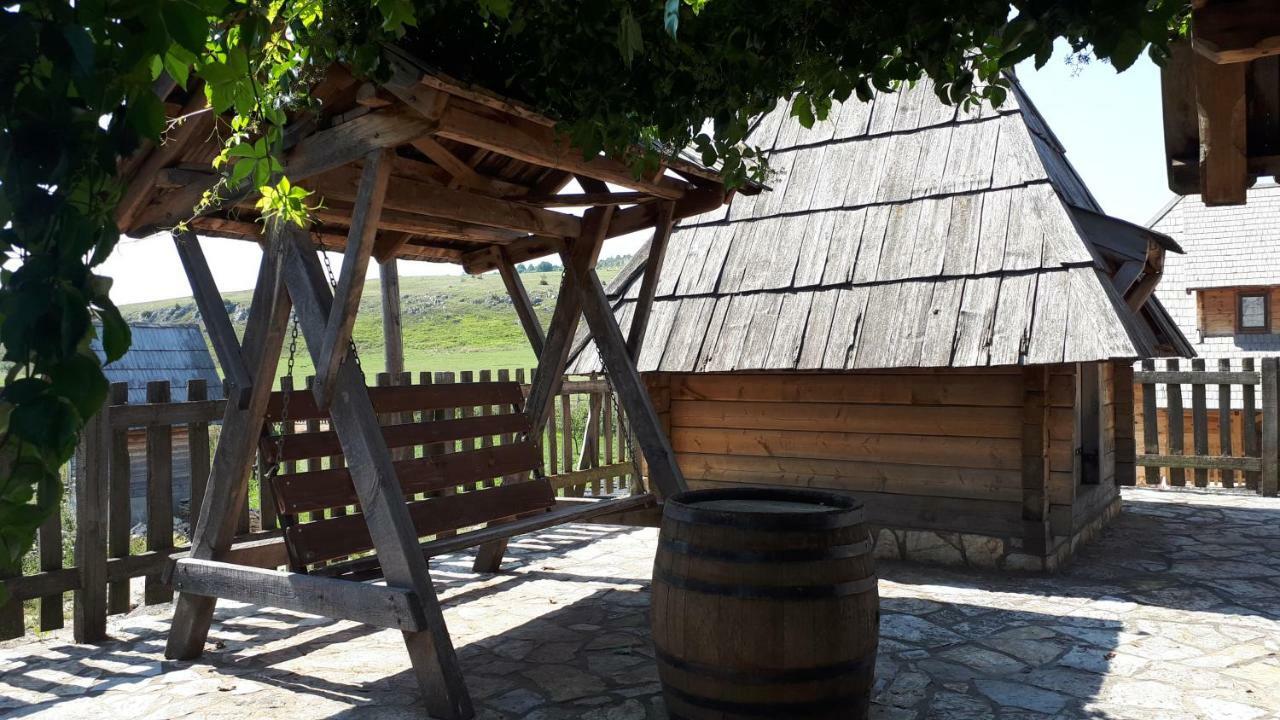 Konoba Ognjiste Bed & Breakfast Sokolac  Eksteriør bilde