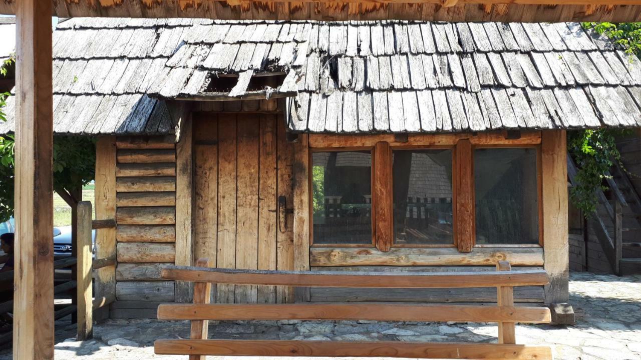 Konoba Ognjiste Bed & Breakfast Sokolac  Eksteriør bilde