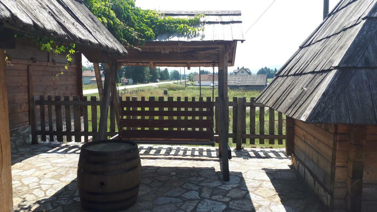 Konoba Ognjiste Bed & Breakfast Sokolac  Eksteriør bilde